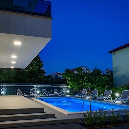 Seka Apartments With A Pool Kastela Bagian luar foto